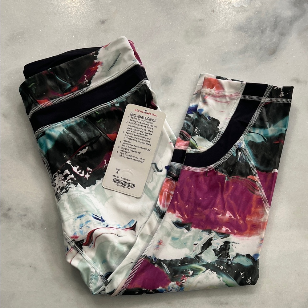 Lululemon Run Inspire Crop II - Pigment Wave
NWT
Size 8